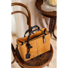 Шкіряна жіноча сумка під пітона Italian bags DB9031