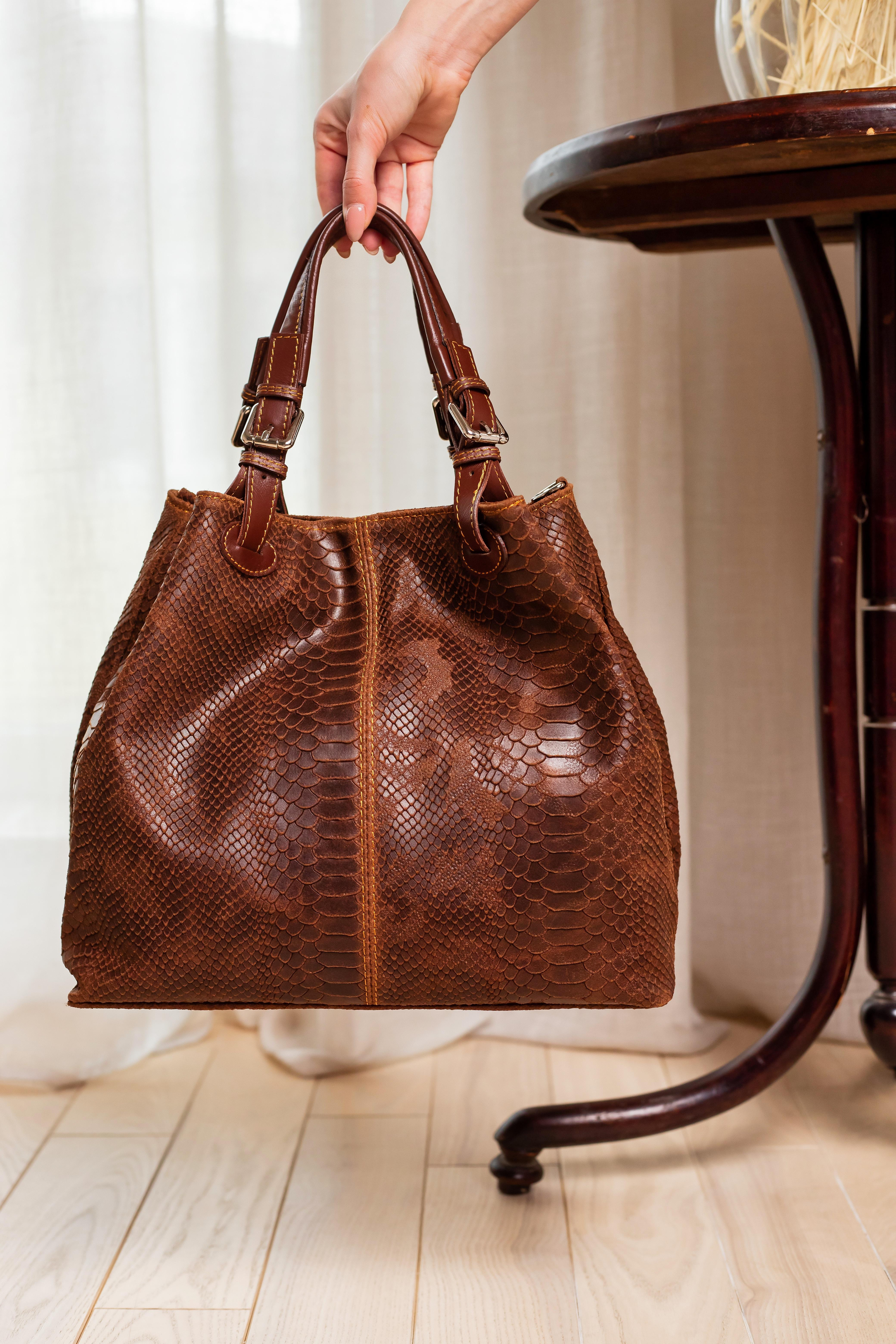 Шкіряна жіноча сумка Italian bags DB6929inv